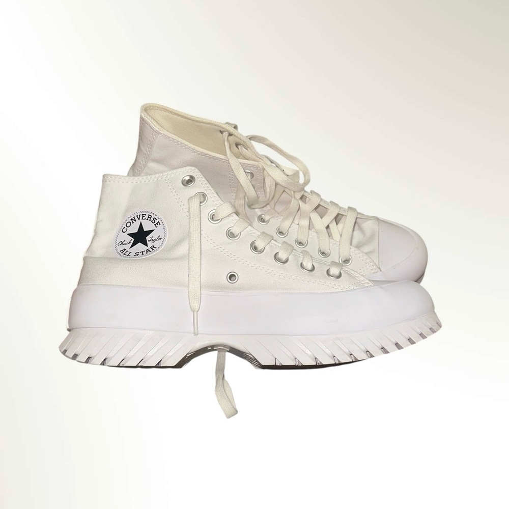 Converse Run Star Hike White Platform High Tops Women’s 9.5